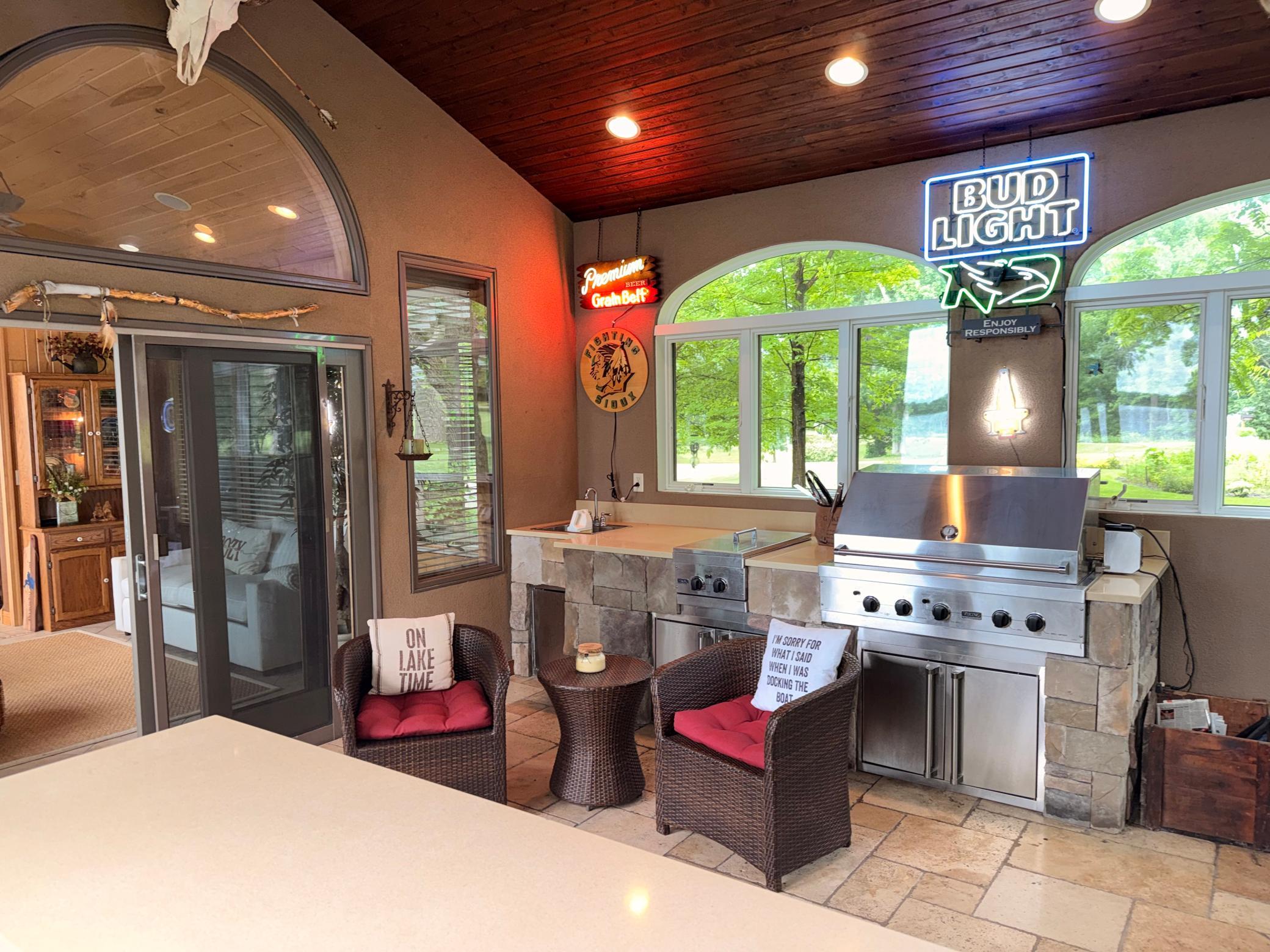 12512 Tanglewood Road Property Photo 12