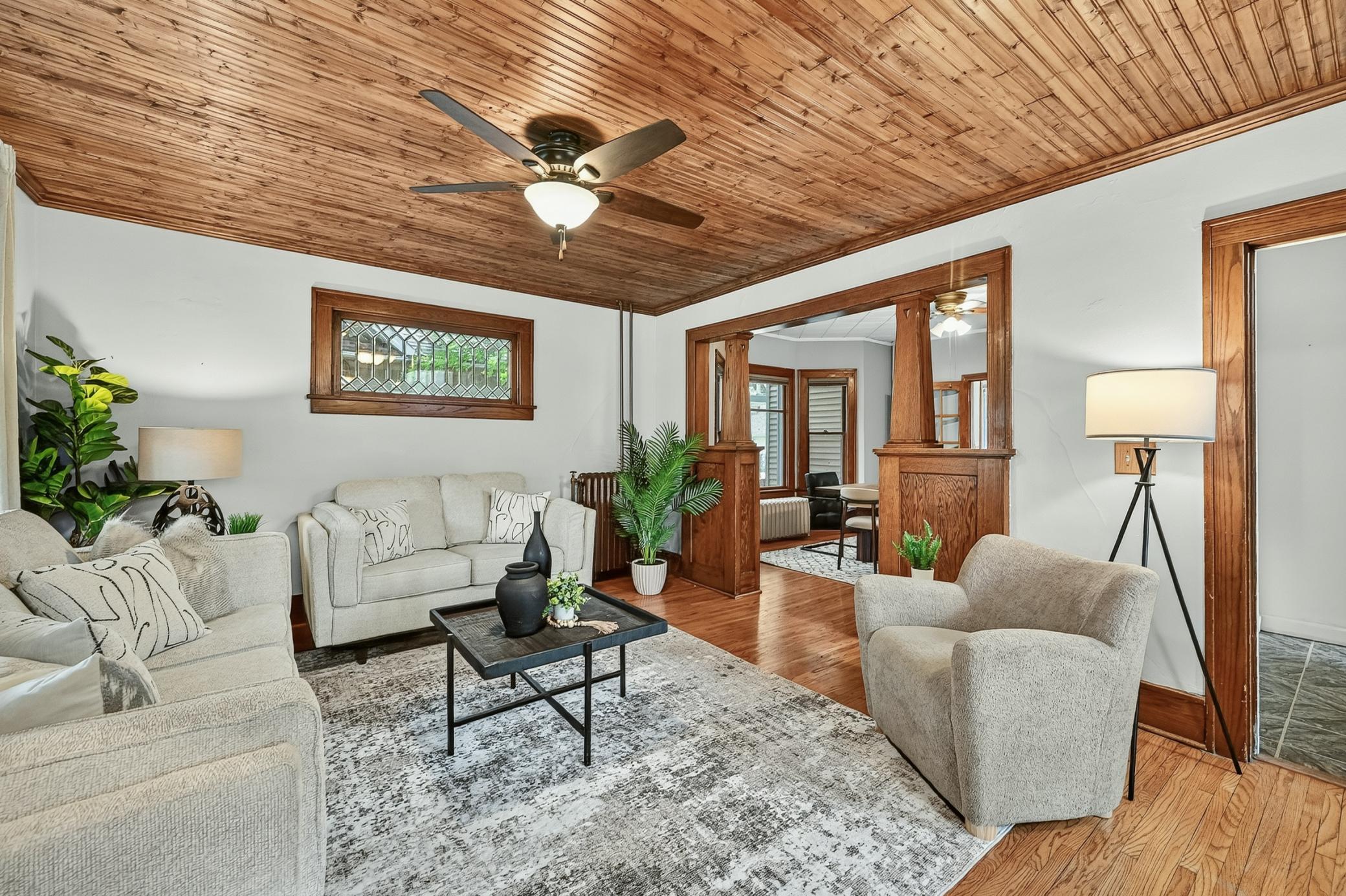 842 2nd Street Nw Property Photo 8