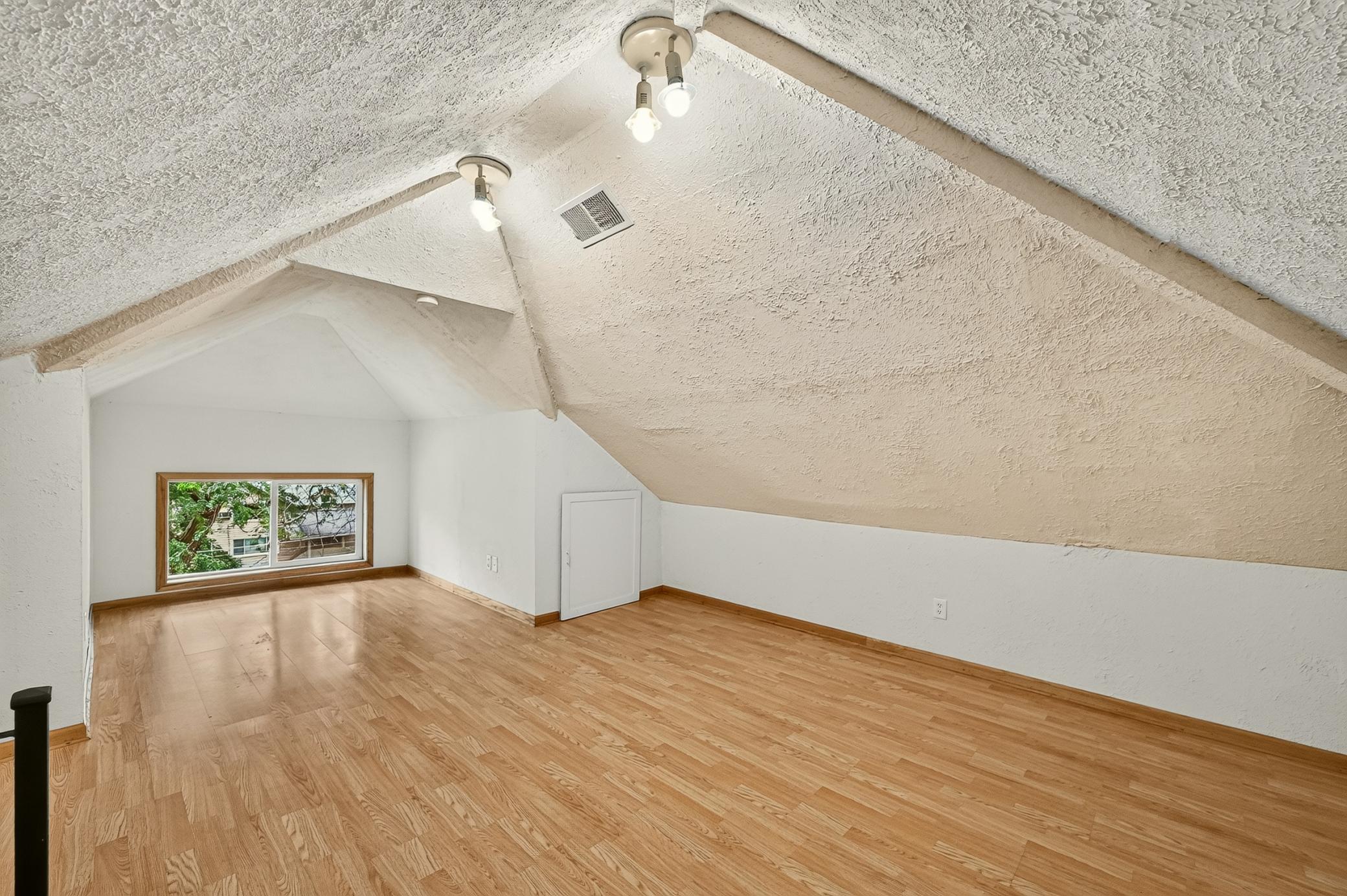 842 2nd Street Nw Property Photo 29