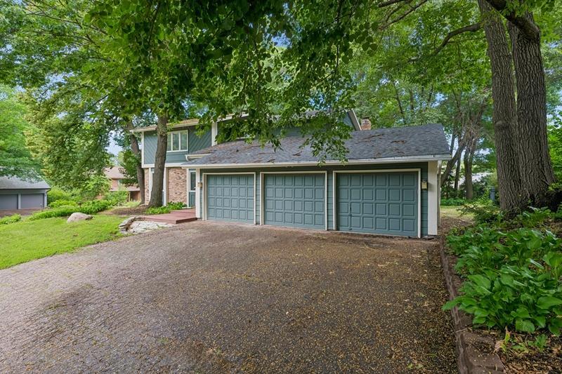 8440 Bayridge Lane Property Photo 1