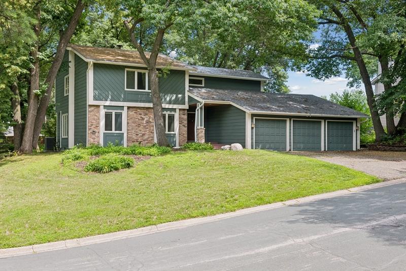 8440 Bayridge Lane Property Photo 3