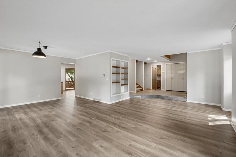 8440 Bayridge Lane Property Photo 10