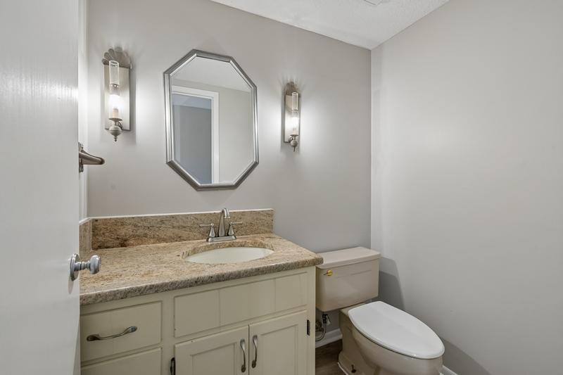 8440 Bayridge Lane Property Photo 29