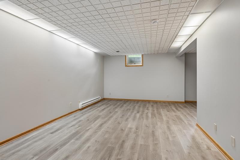 8440 Bayridge Lane Property Photo 45