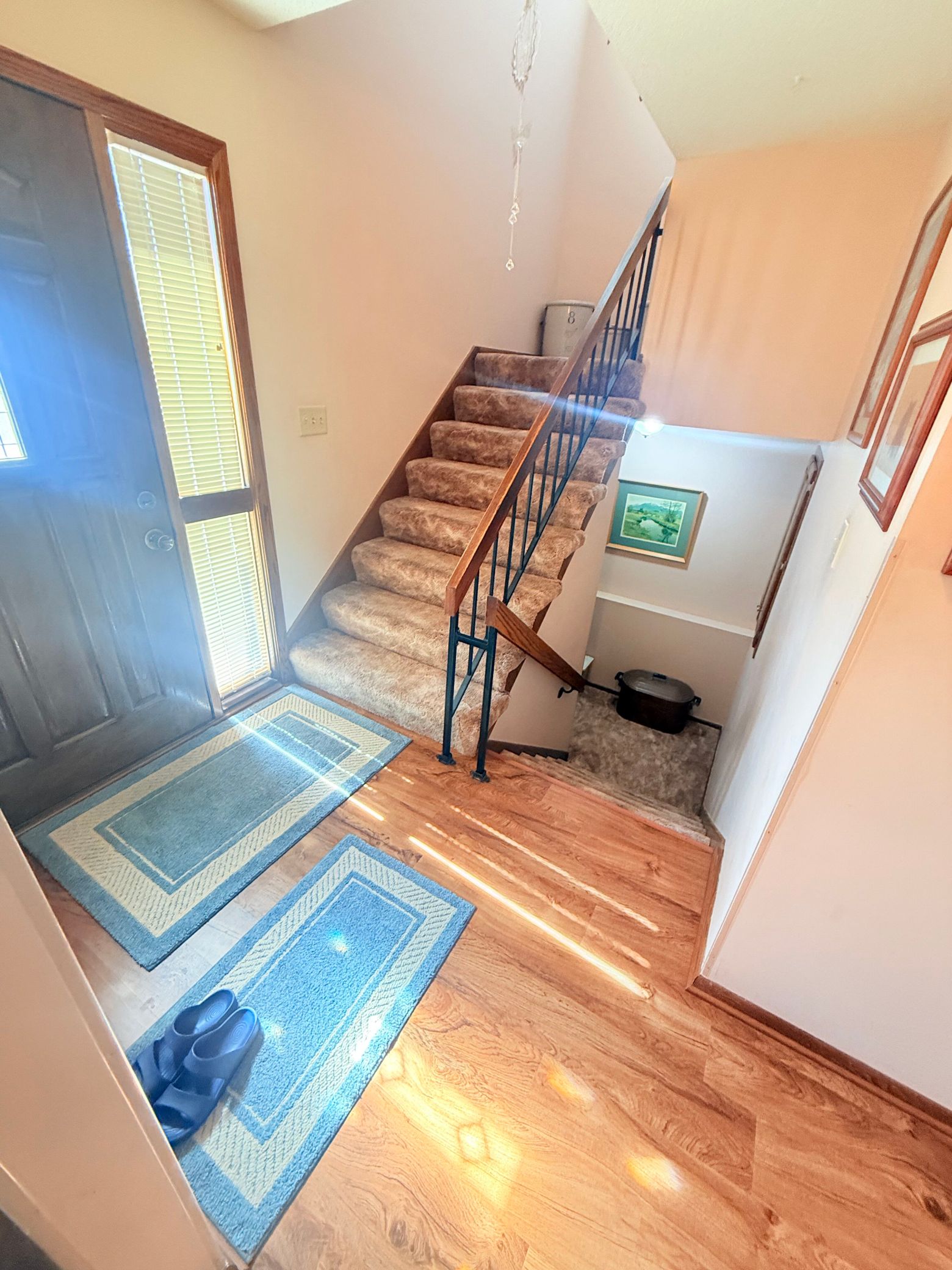 2224 Tower Court Property Photo 8