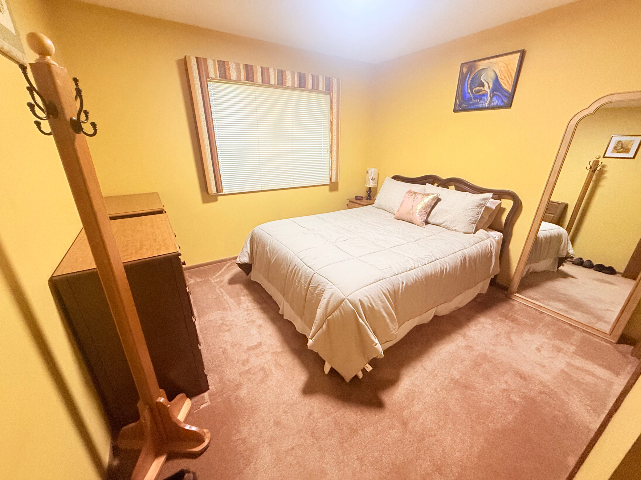 2224 Tower Court Property Photo 10