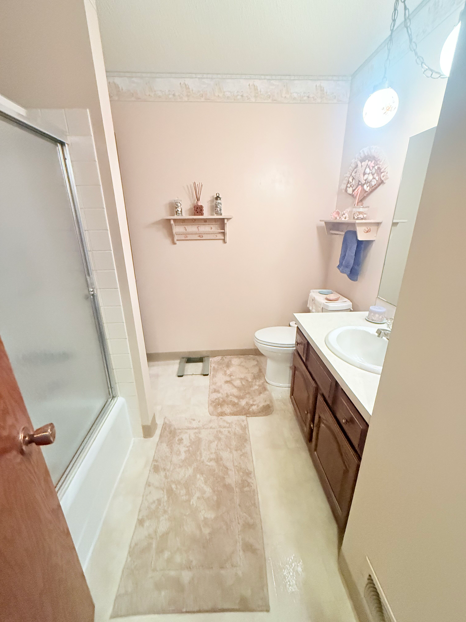 2224 Tower Court Property Photo 14