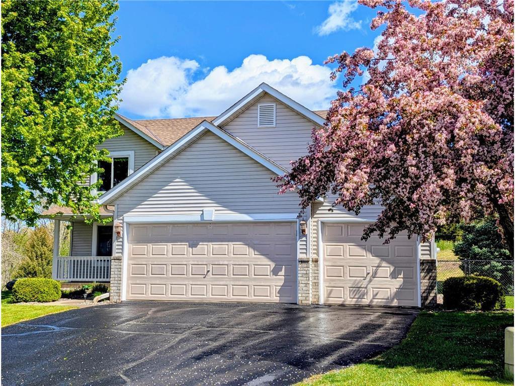 49 Windsor Wood Path Property Photo 1