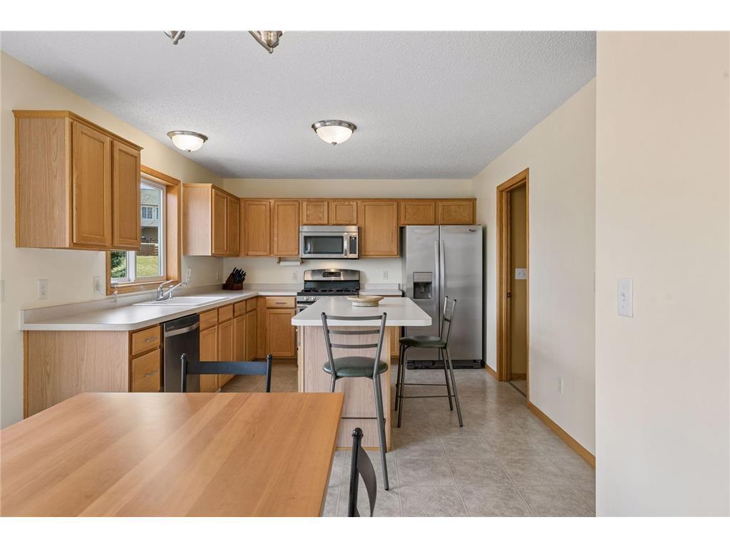 49 Windsor Wood Path Property Photo 15