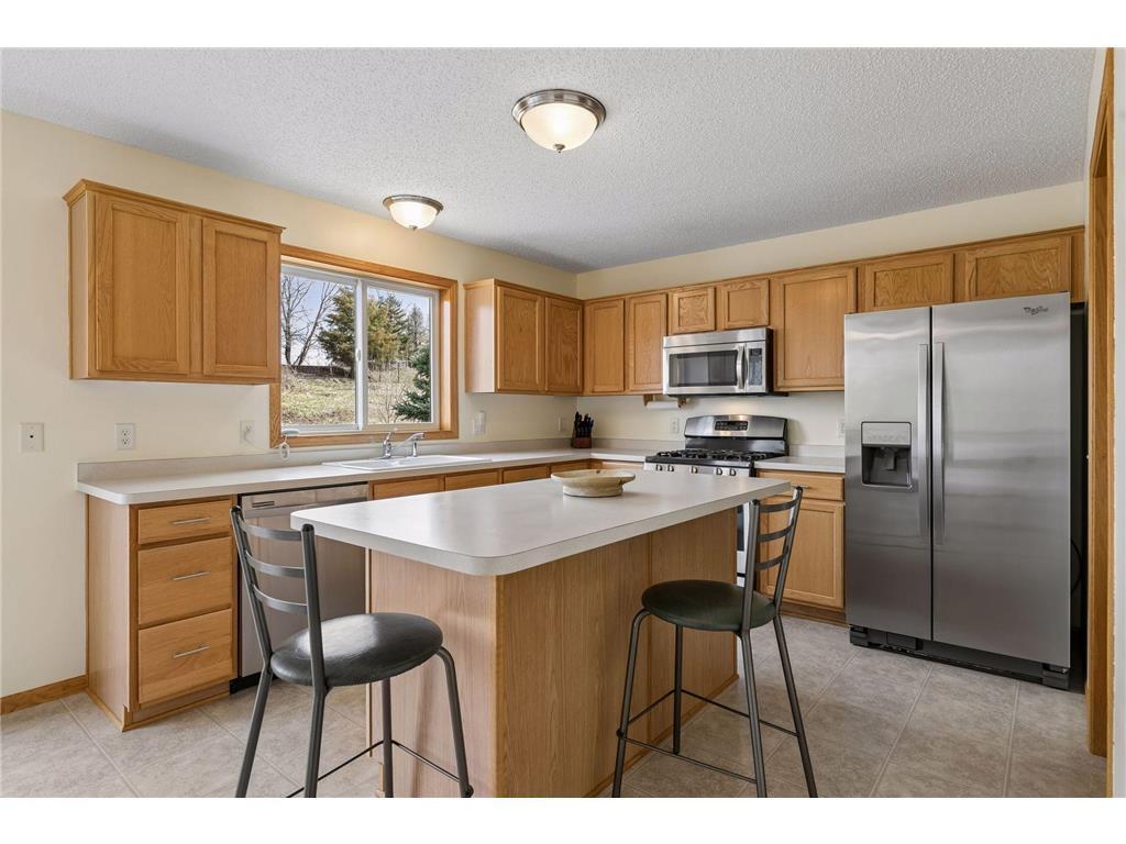 49 Windsor Wood Path Property Photo 16