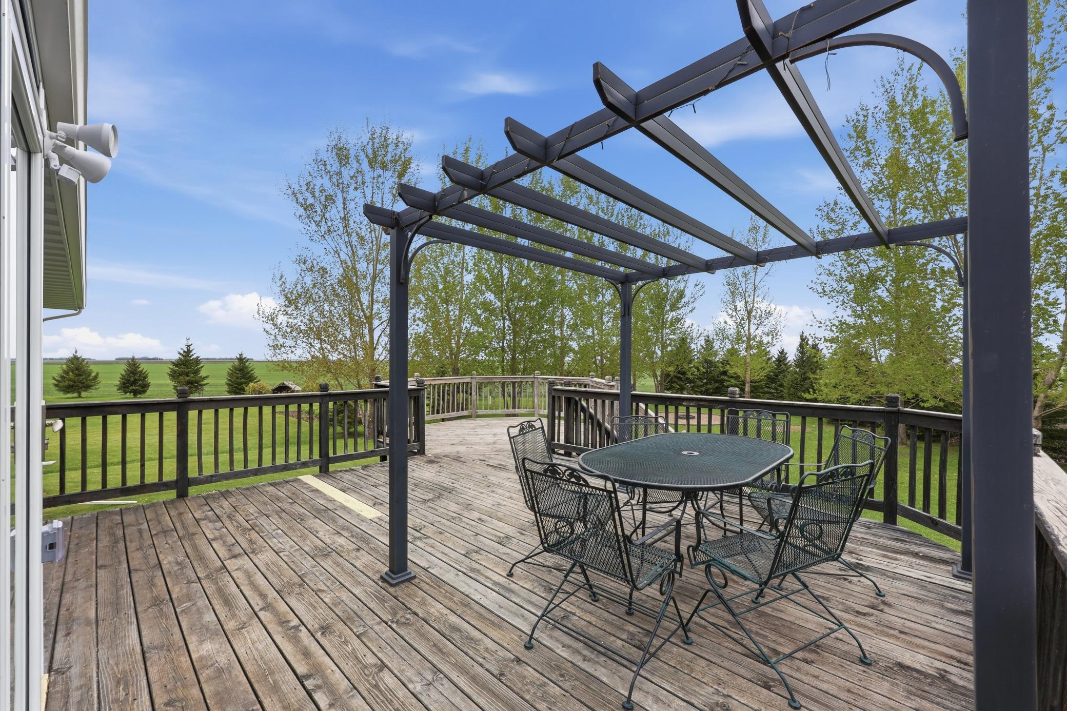 520 3rd Street N Property Photo 16