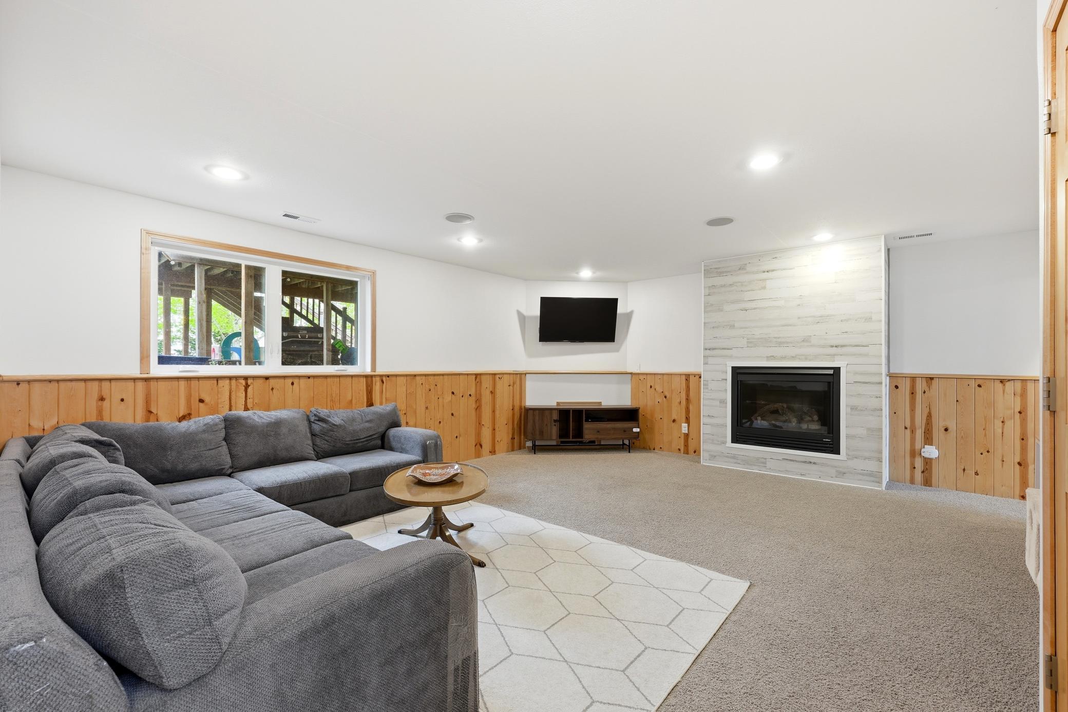 520 3rd Street N Property Photo 28