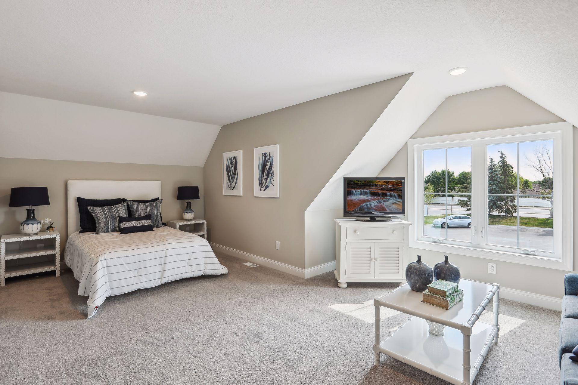 3814 Queensland Circle N Property Photo 15