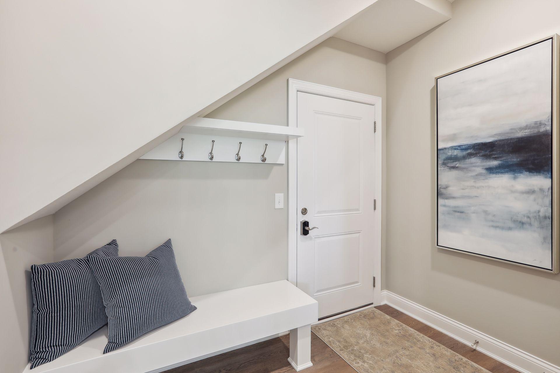 3814 Queensland Circle N Property Photo 18