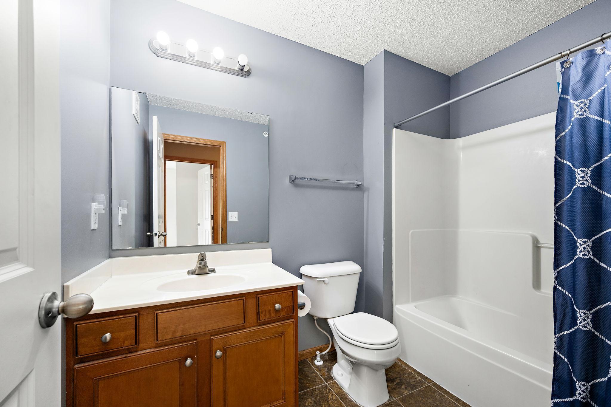 7370 Unity Lane N Property Photo 14