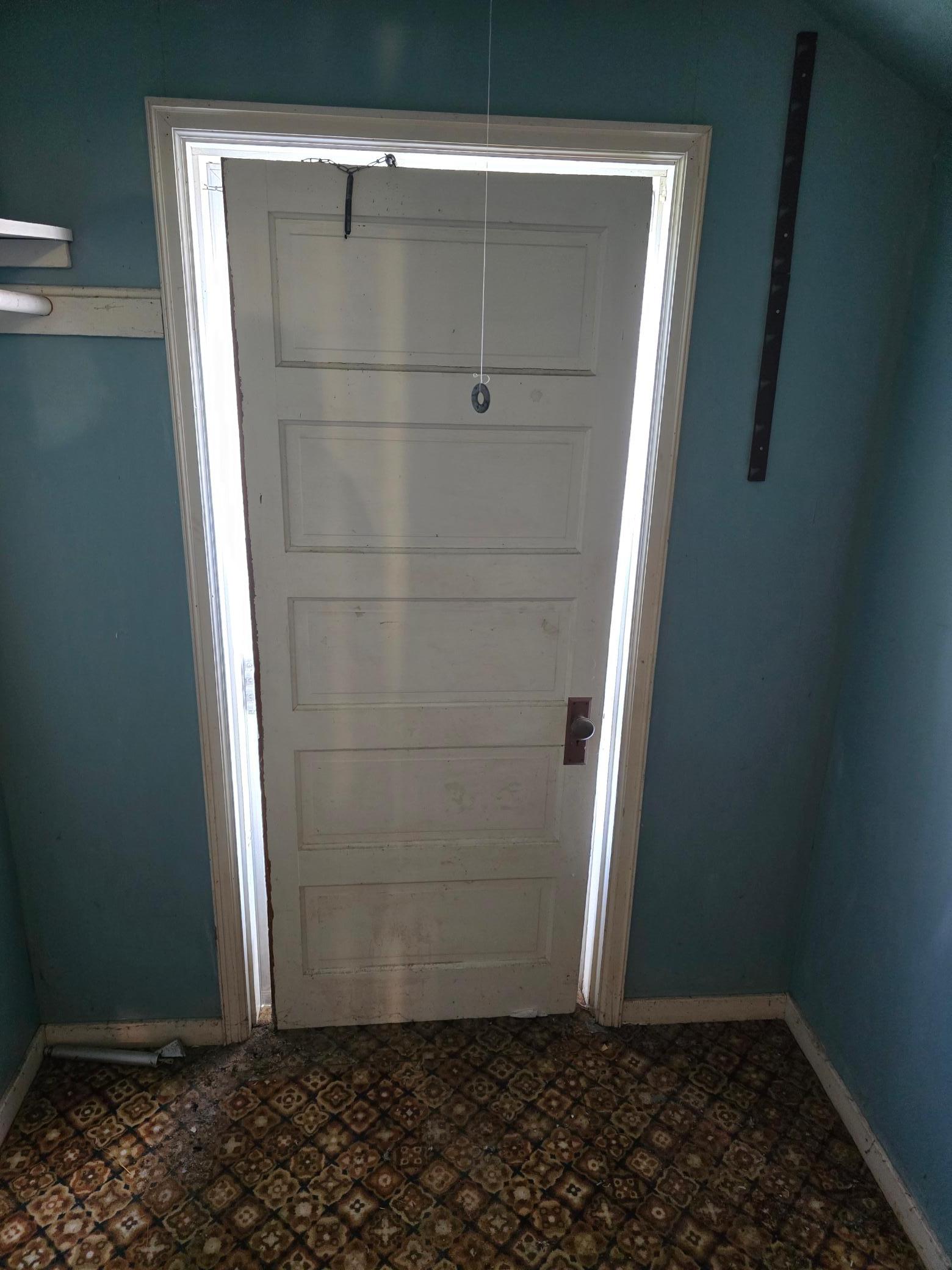 18303 Sperl Avenue Property Photo 11