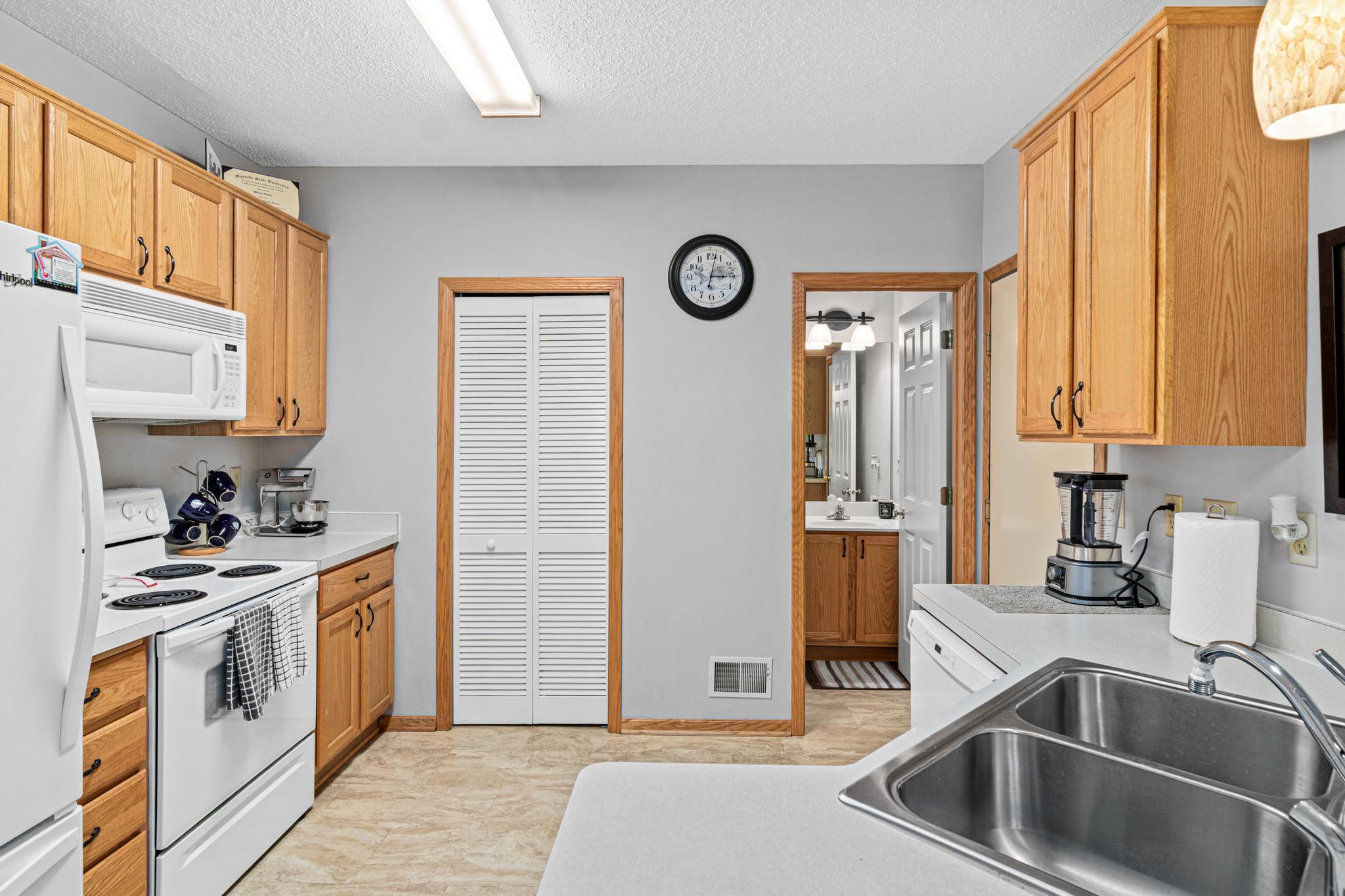 1947 Bluestem Lane Property Photo 6