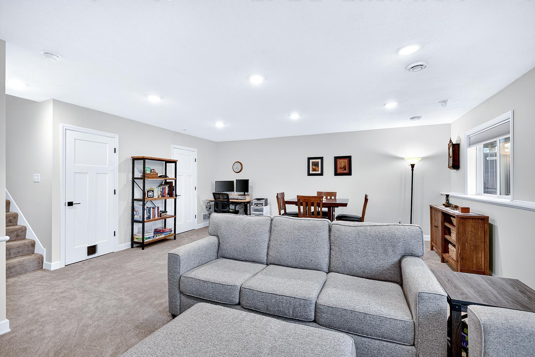 131 Huntington Drive Property Photo 36