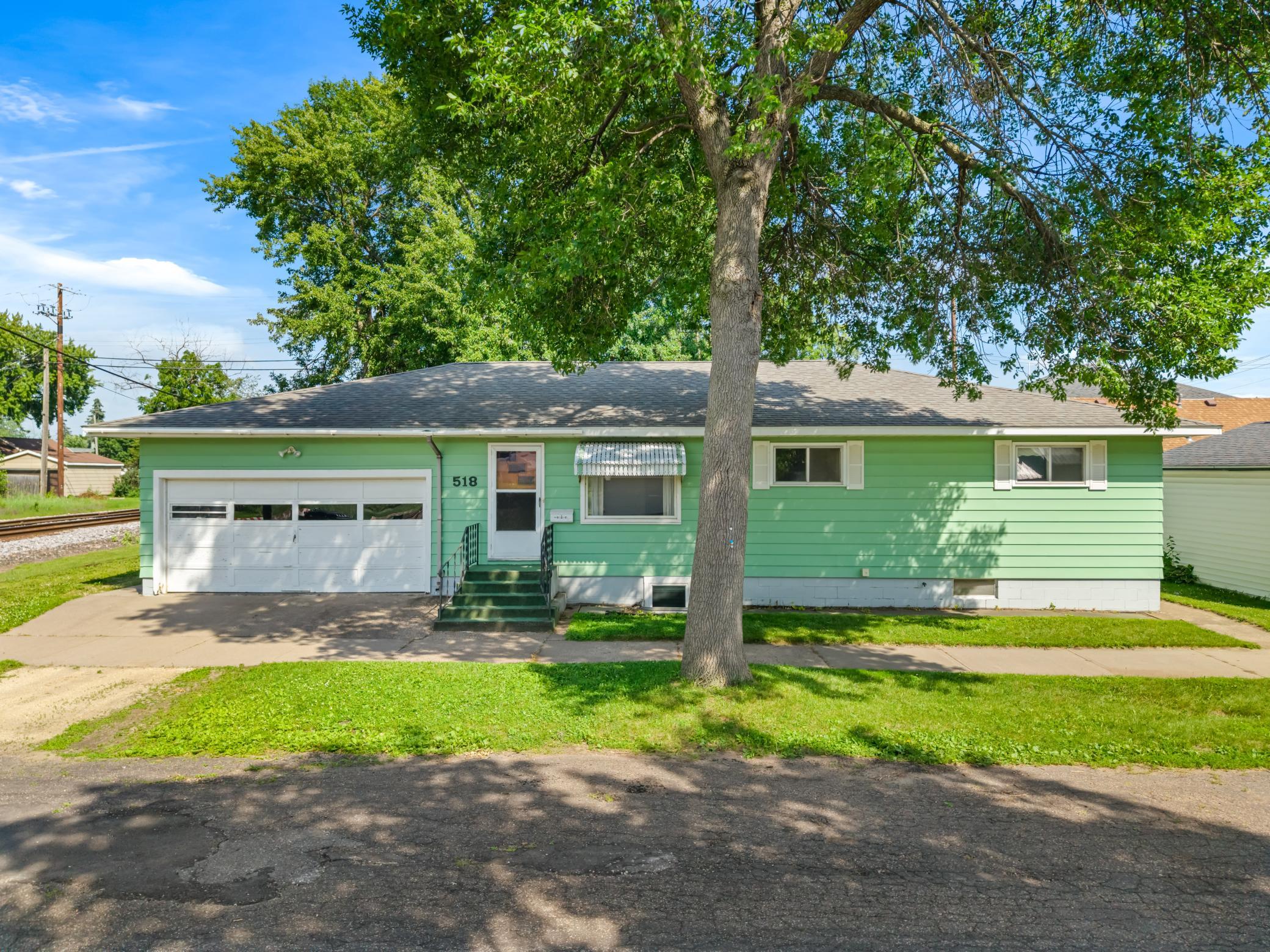 518 High Forest Street Property Photo 1