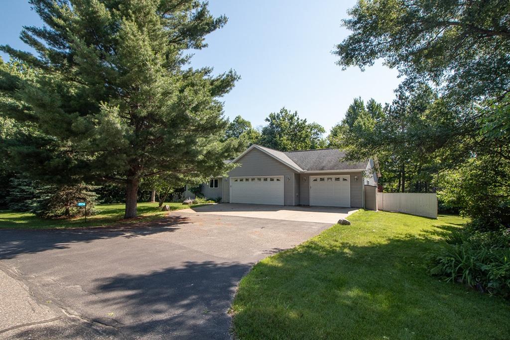 29756 Red Pine Drive Property Photo 3