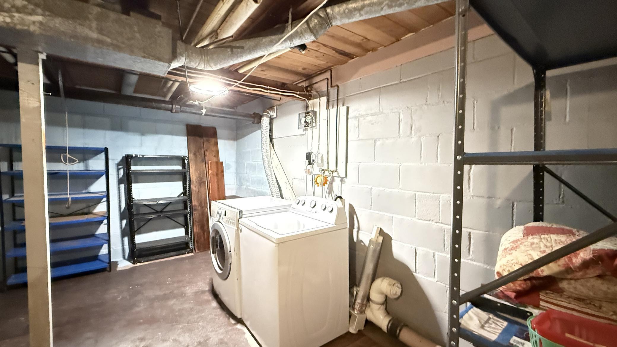 36 E Ronning Avenue Property Photo 18