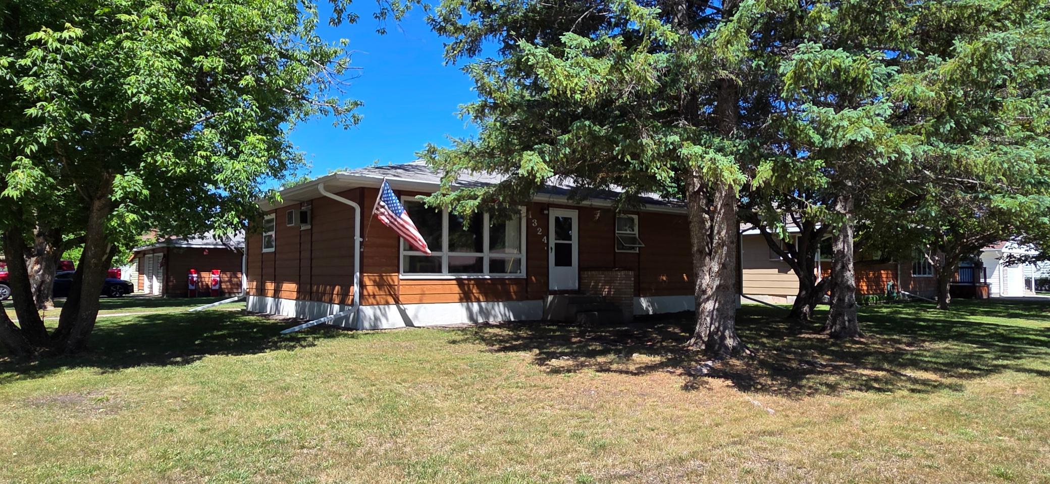 1324 8th Avenue Property Photo 1