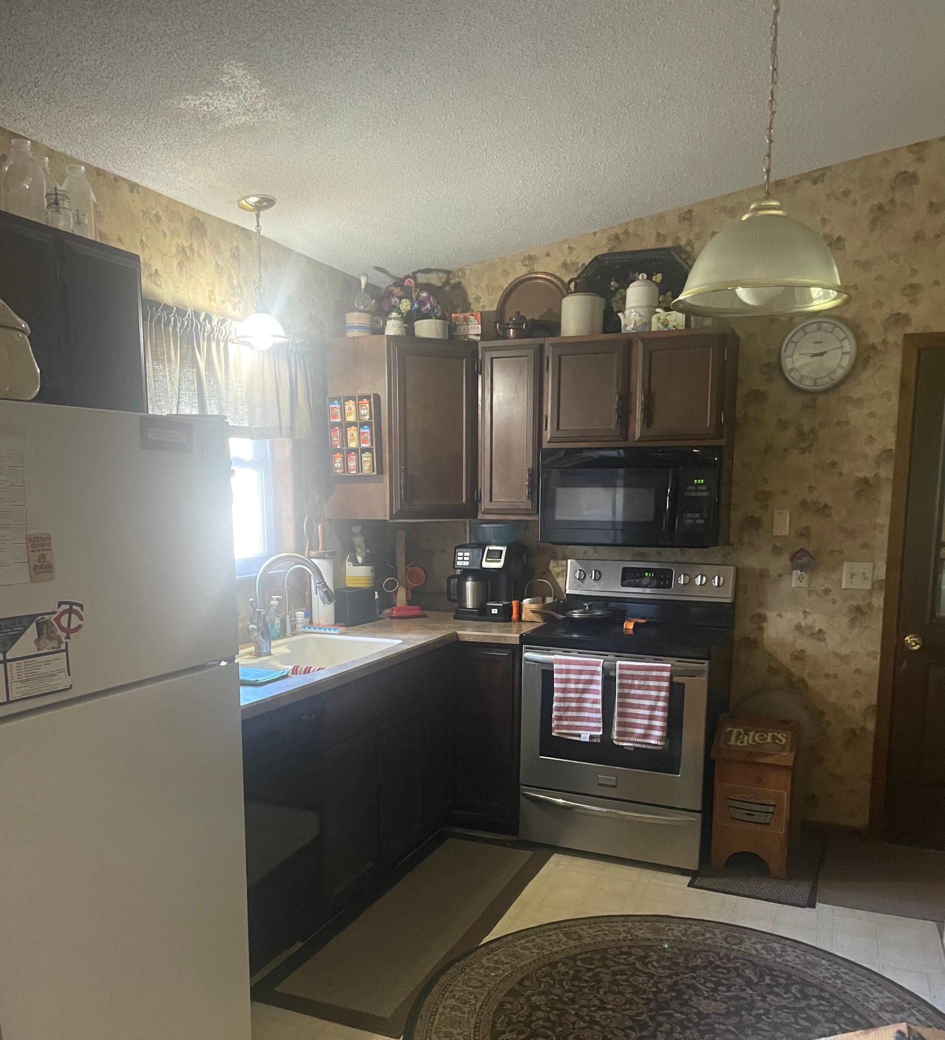 3925 8th Street Ne Property Photo 12