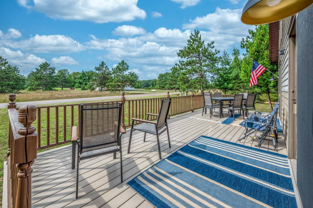 28994 Hanscom Lake Trailway Property Photo 23