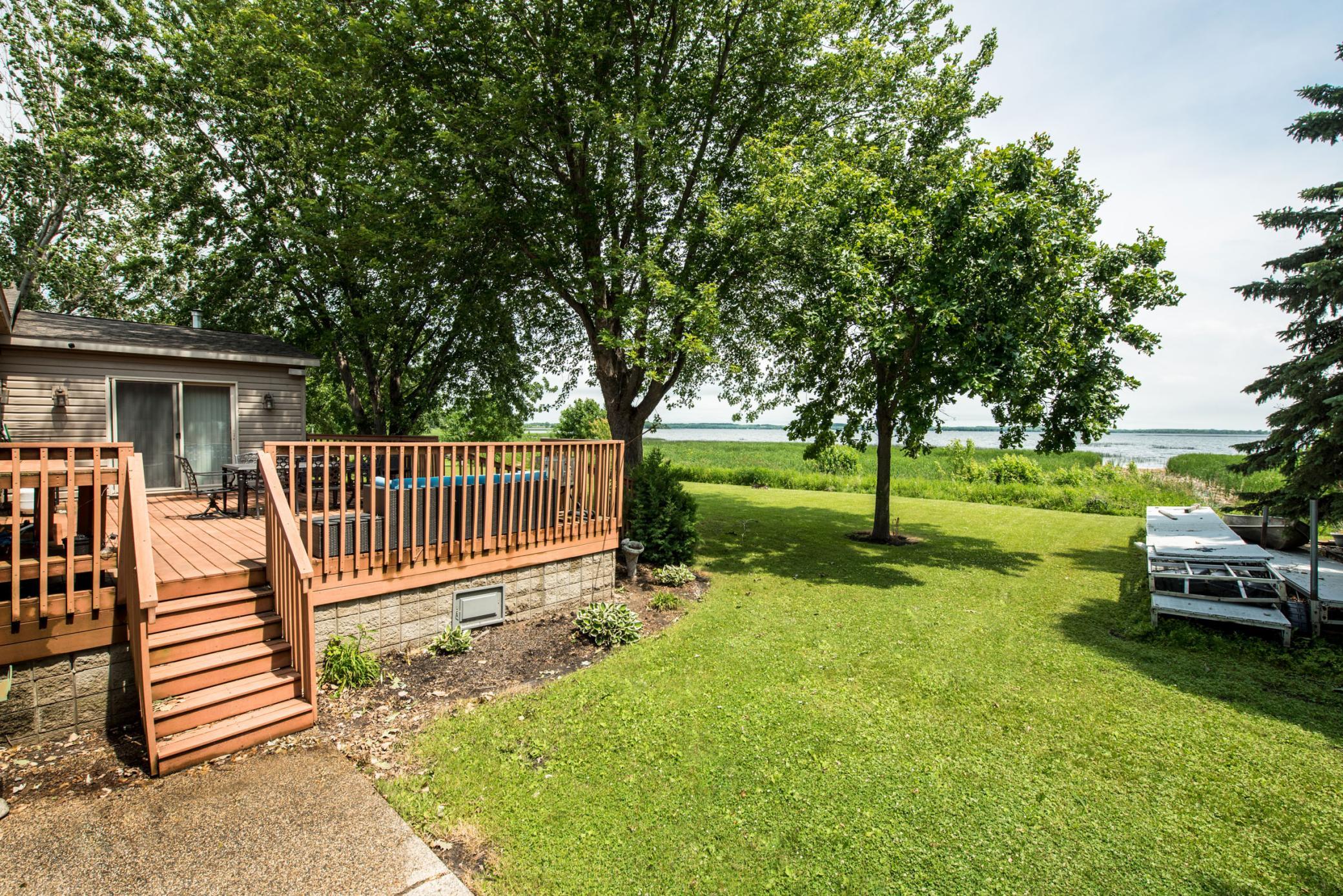 1009 County Road 10 Ne Property Photo 5