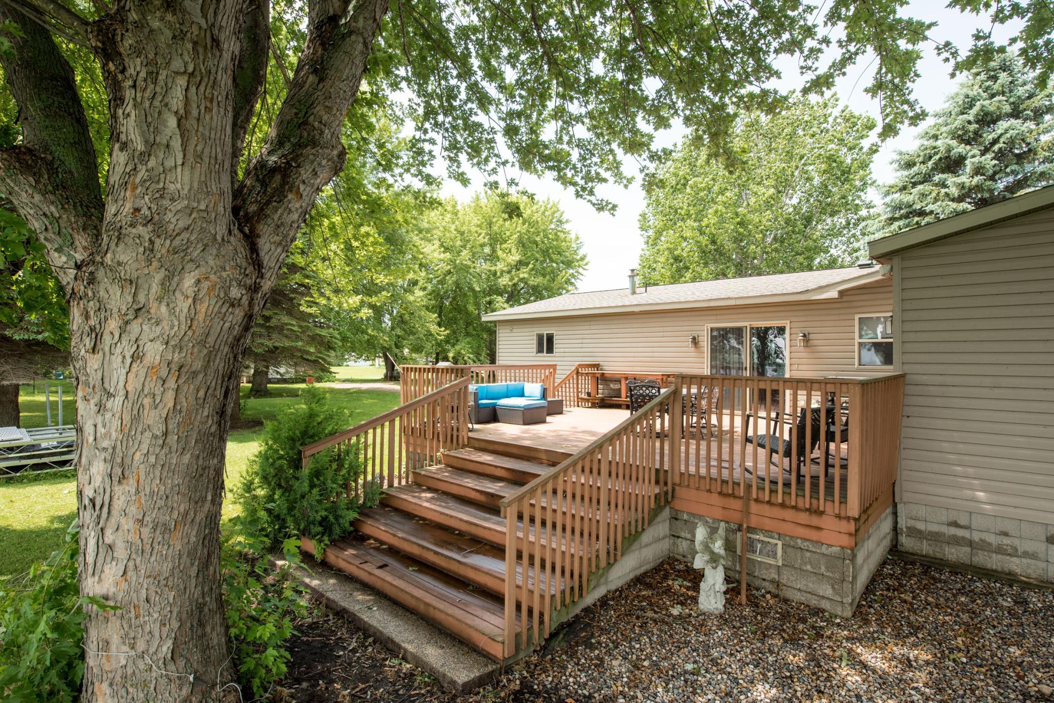 1009 County Road 10 Ne Property Photo 7