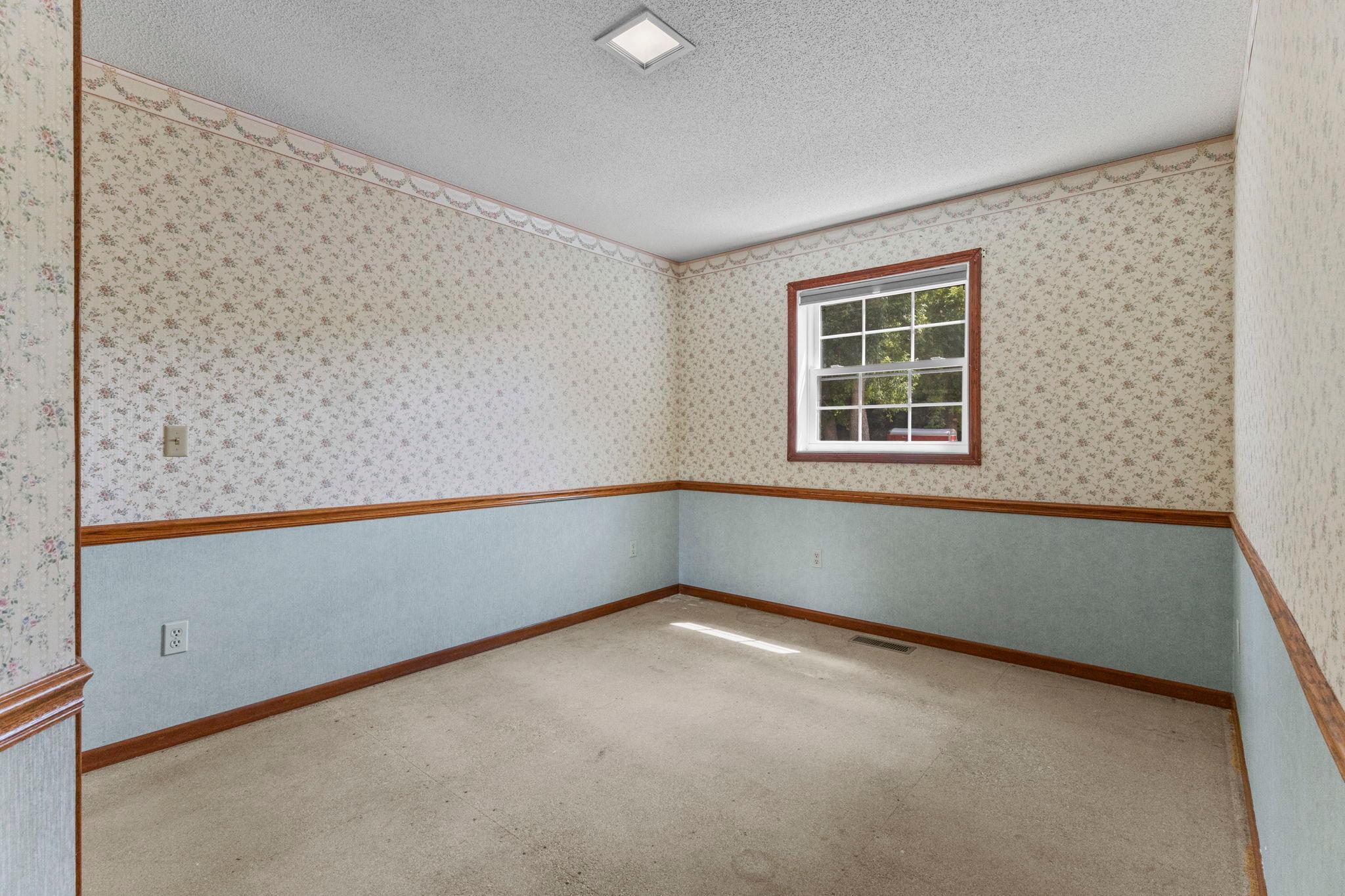 2095 Jamison Avenue Ne Property Photo 17