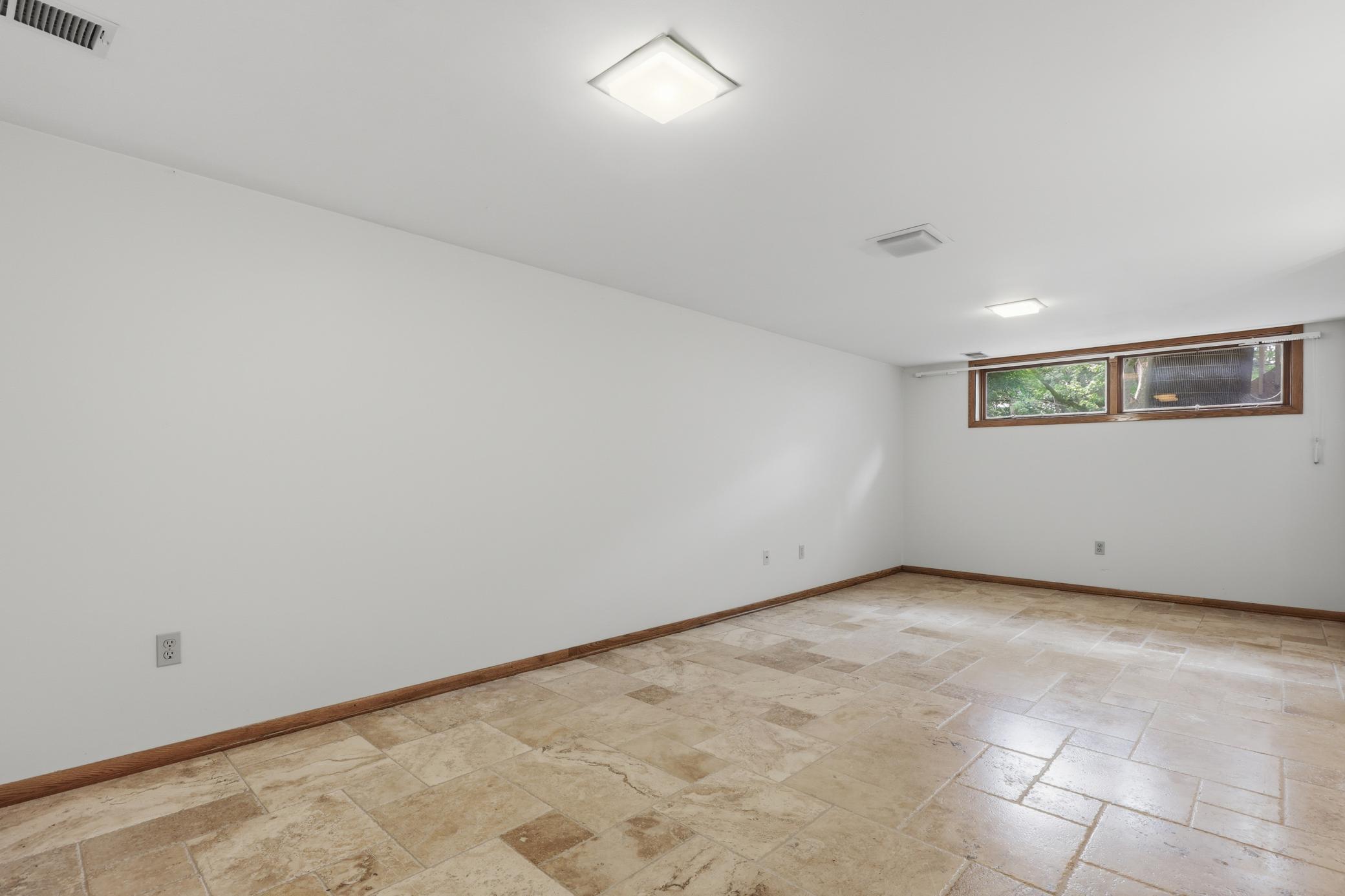 1625 9th Avenue Se Property Photo 24