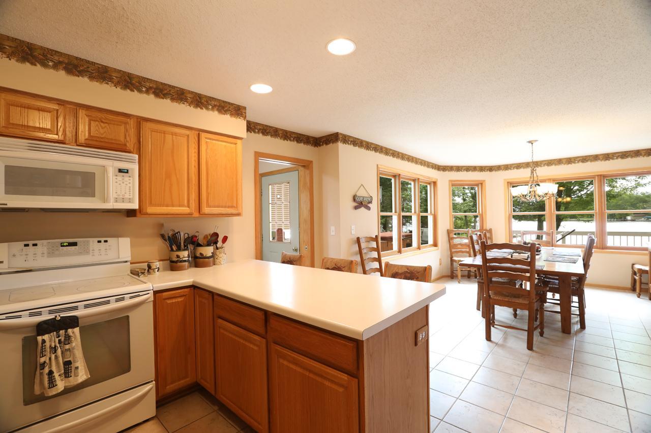 4475 Moccasin Point Road Property Photo 5
