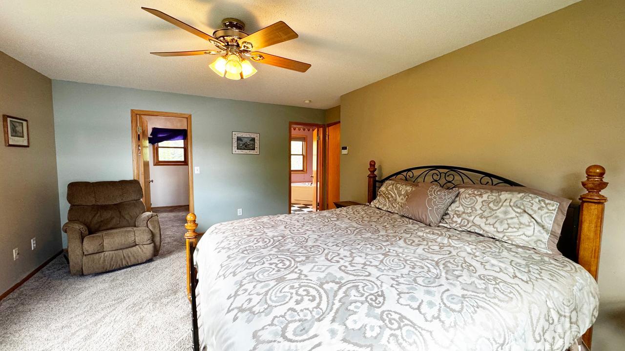 4475 Moccasin Point Road Property Photo 15