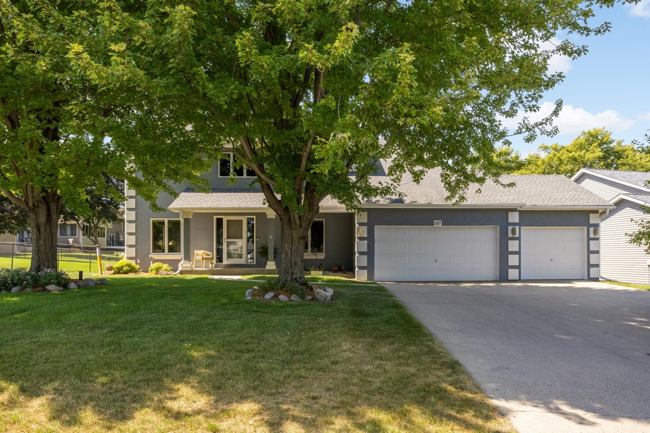 527 Hackmore Drive Property Photo 1