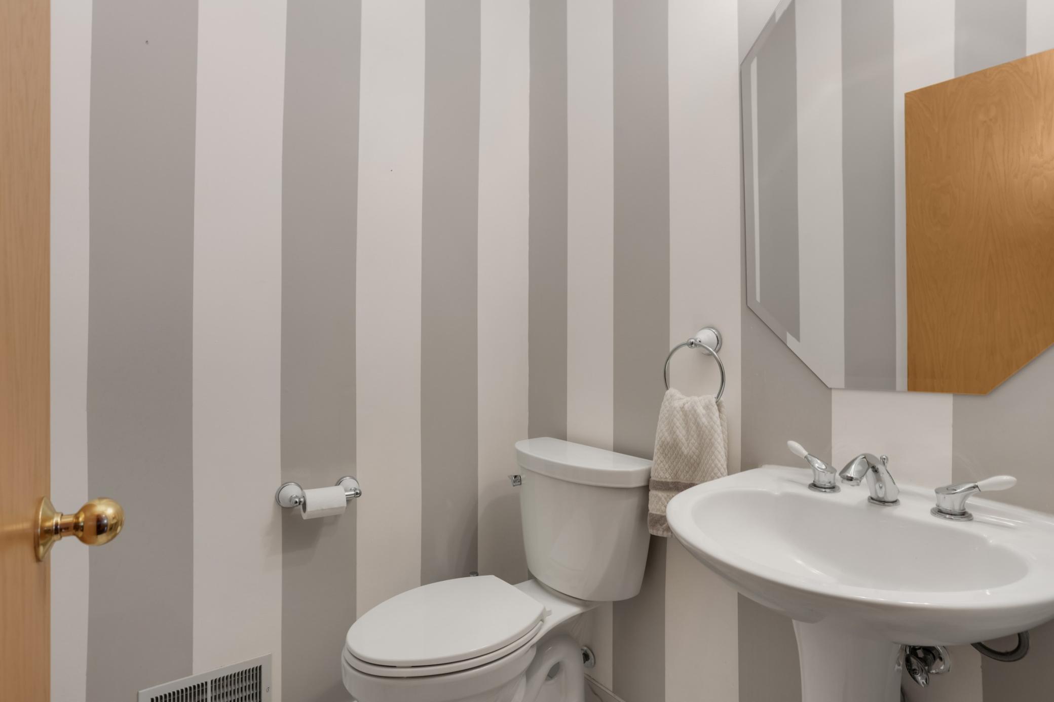 527 Hackmore Drive Property Photo 30