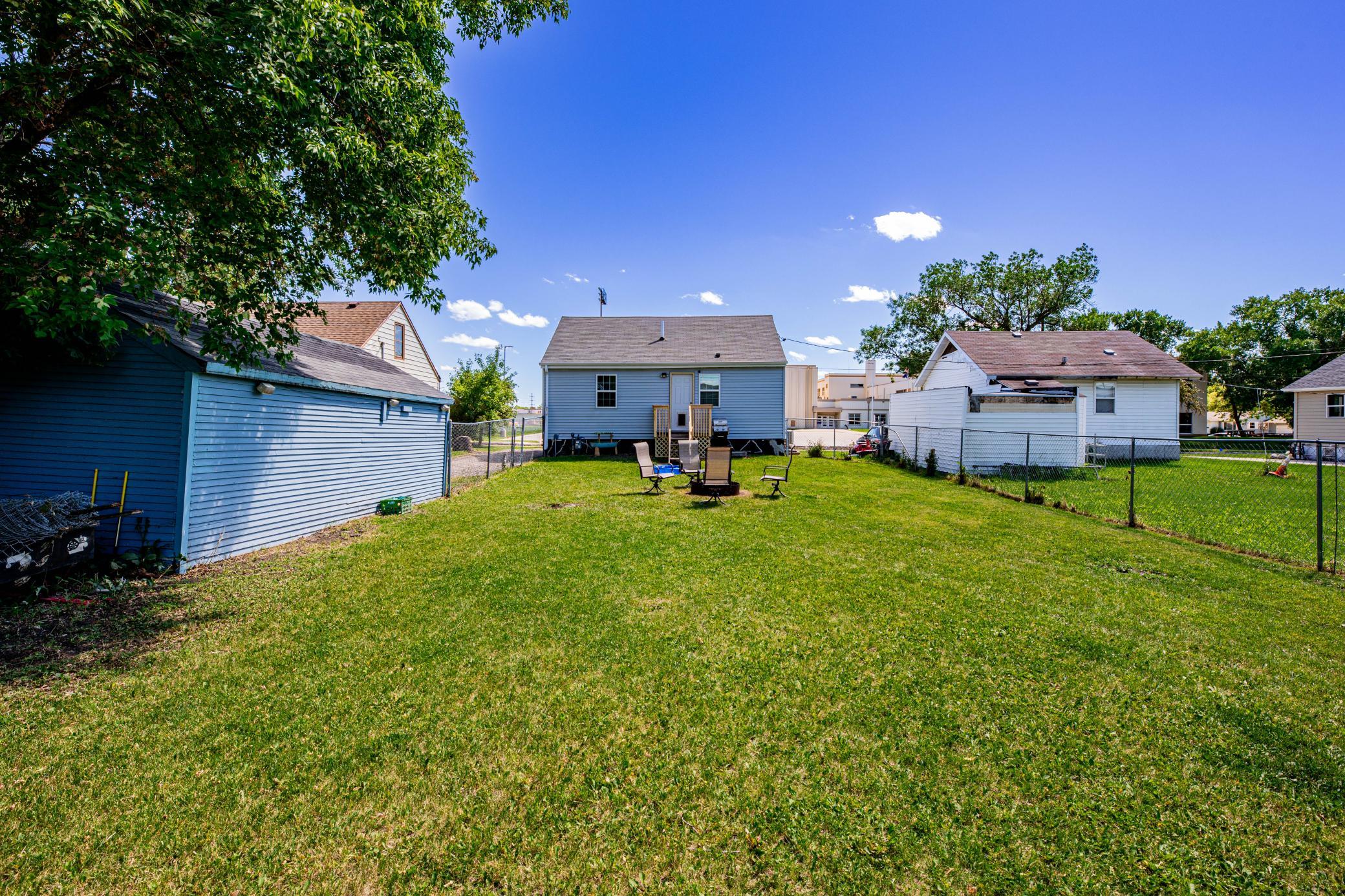 318 1st Avenue E Property Photo 25