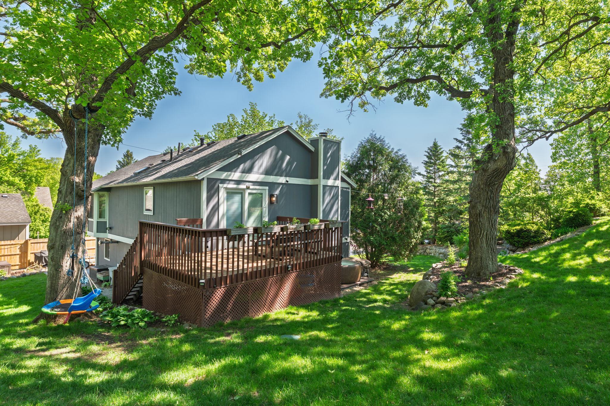 2840 Mayflower Avenue Property Photo 8