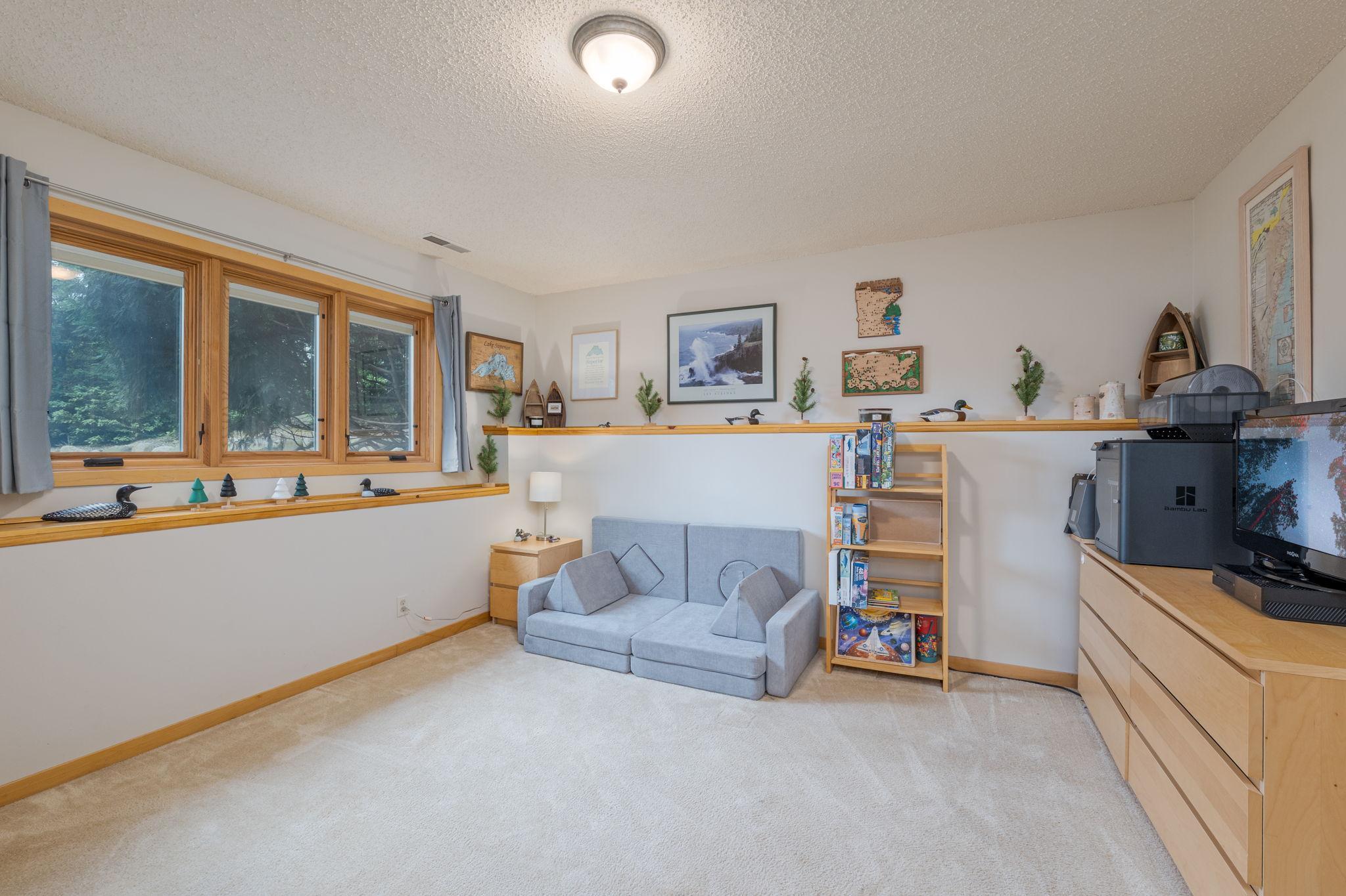 2840 Mayflower Avenue Property Photo 25