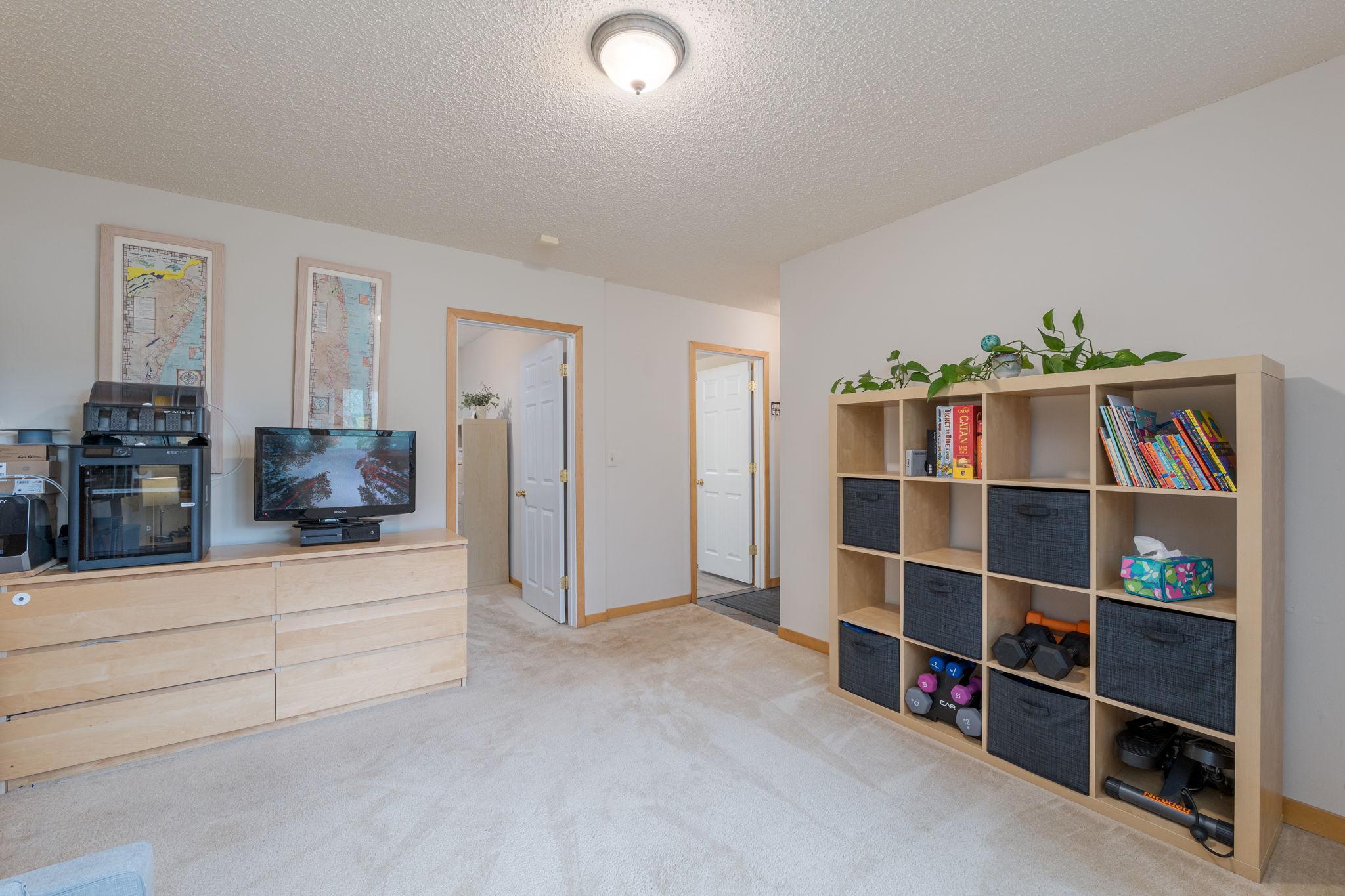2840 Mayflower Avenue Property Photo 26