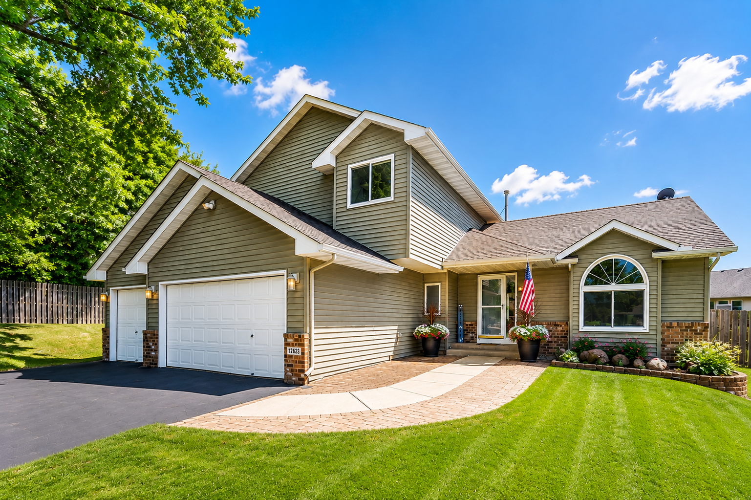 12628 Dutch Court Property Photo 1