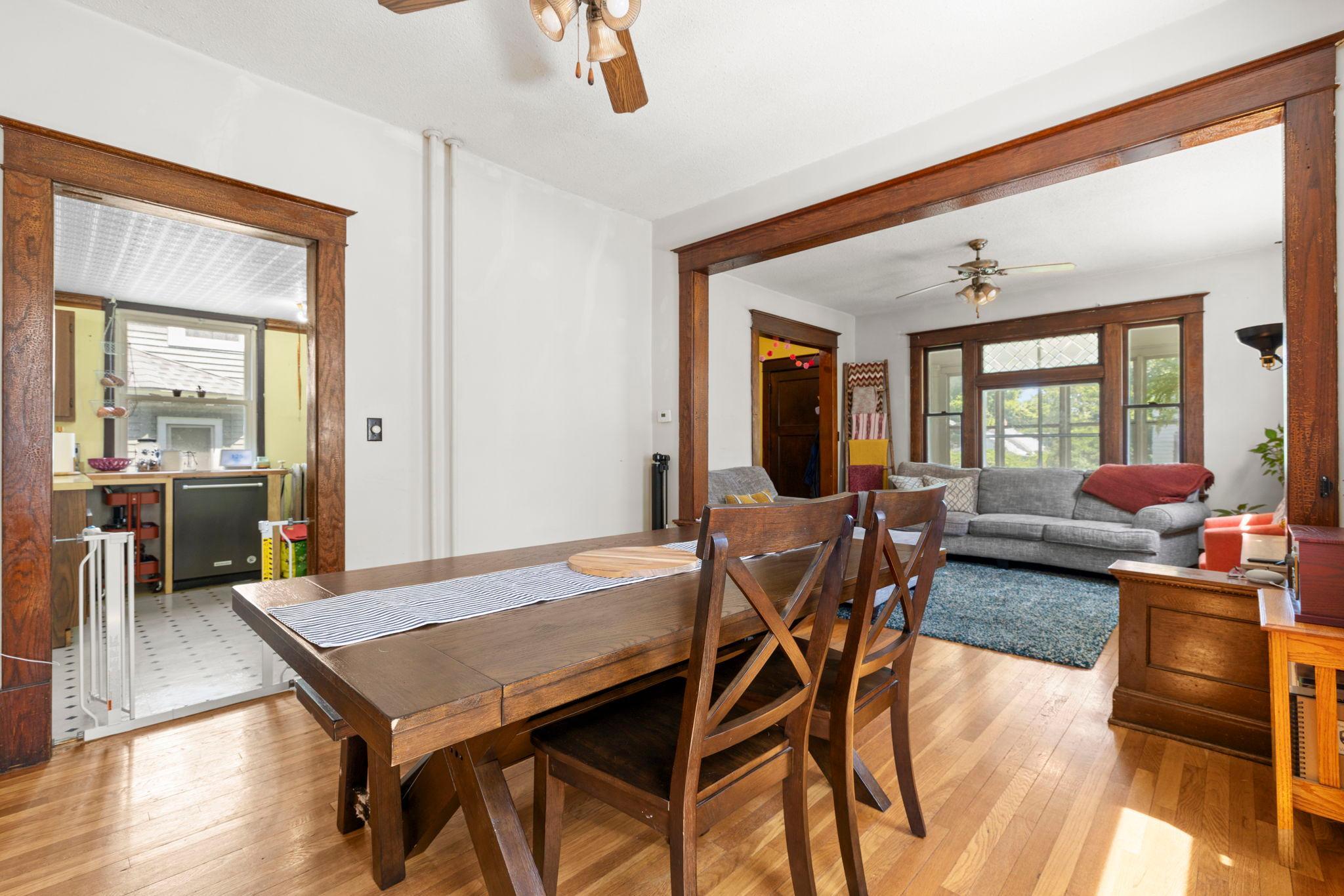553 Manomin Avenue Property Photo 15