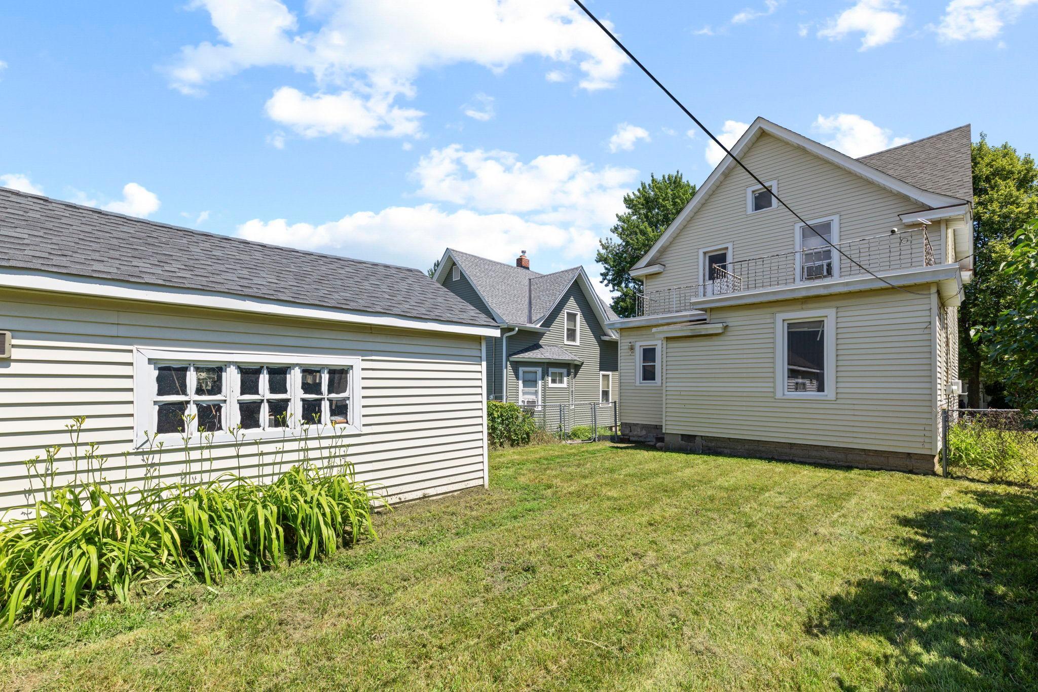 553 Manomin Avenue Property Photo 43