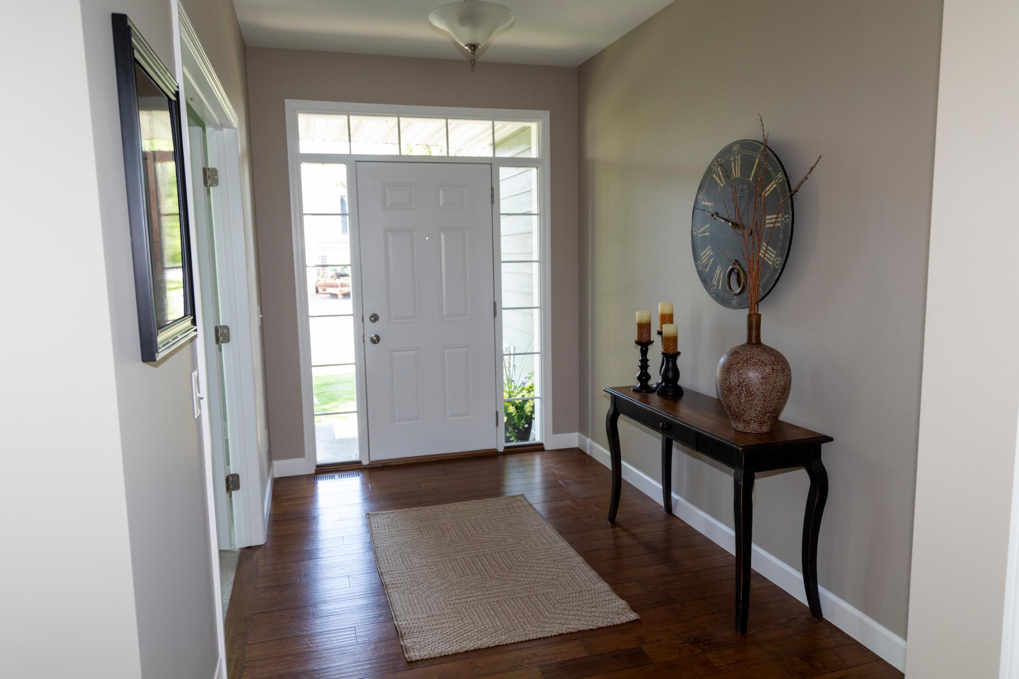 1364 Ridge Lane Property Photo 2