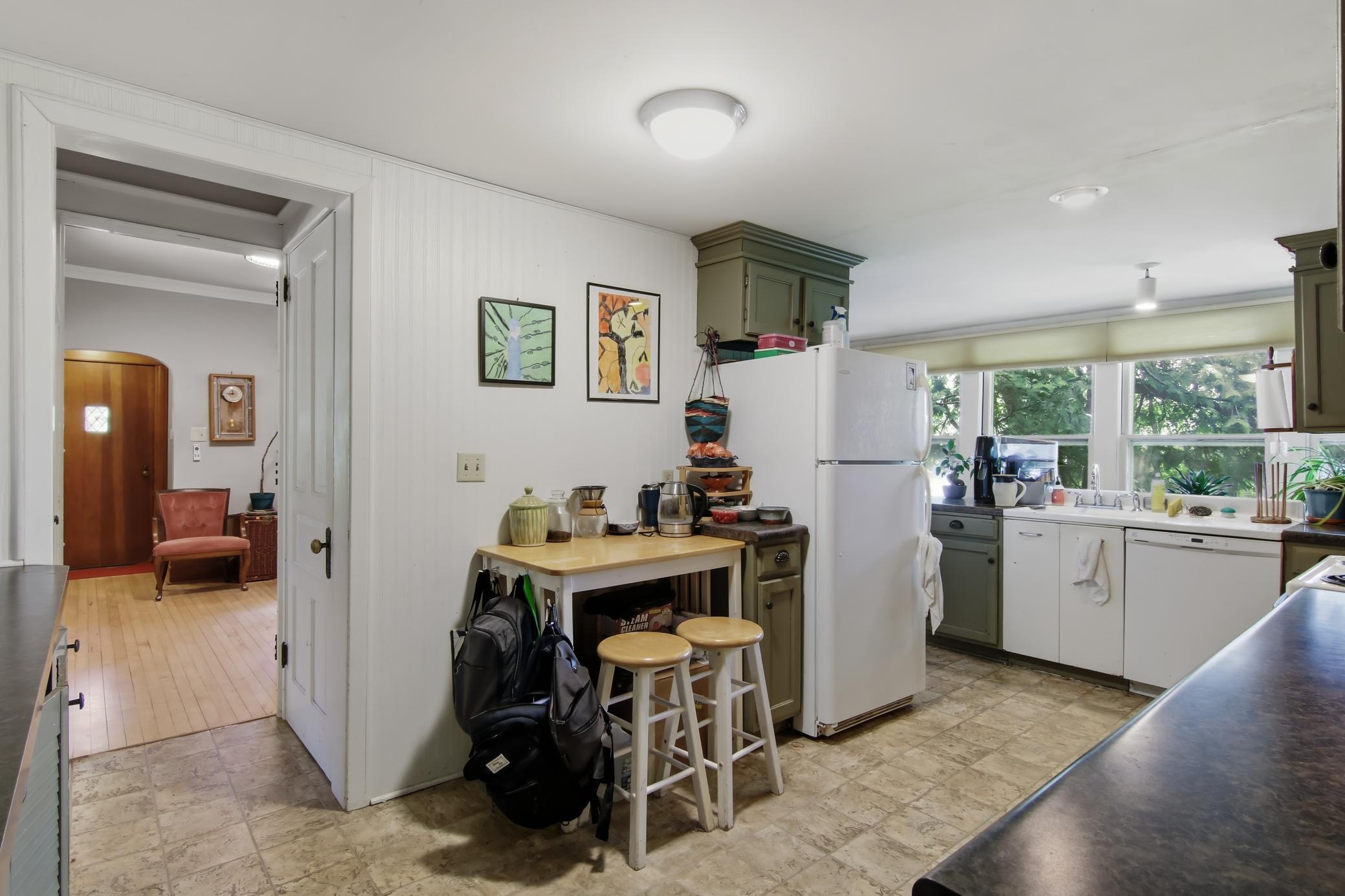 1001 13th Street Se Property Photo 5