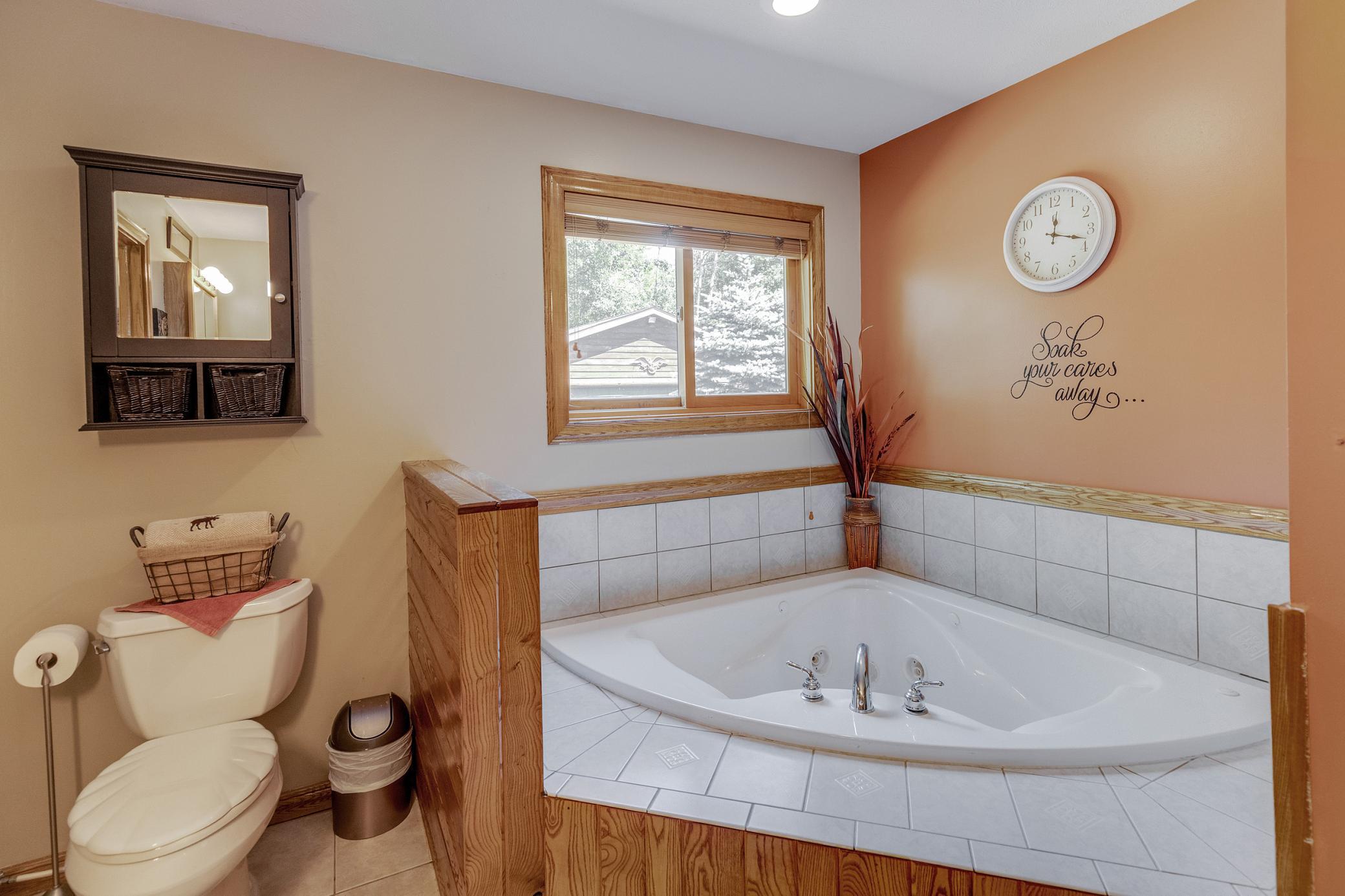 1268 Smith Drive Nw Property Photo 21