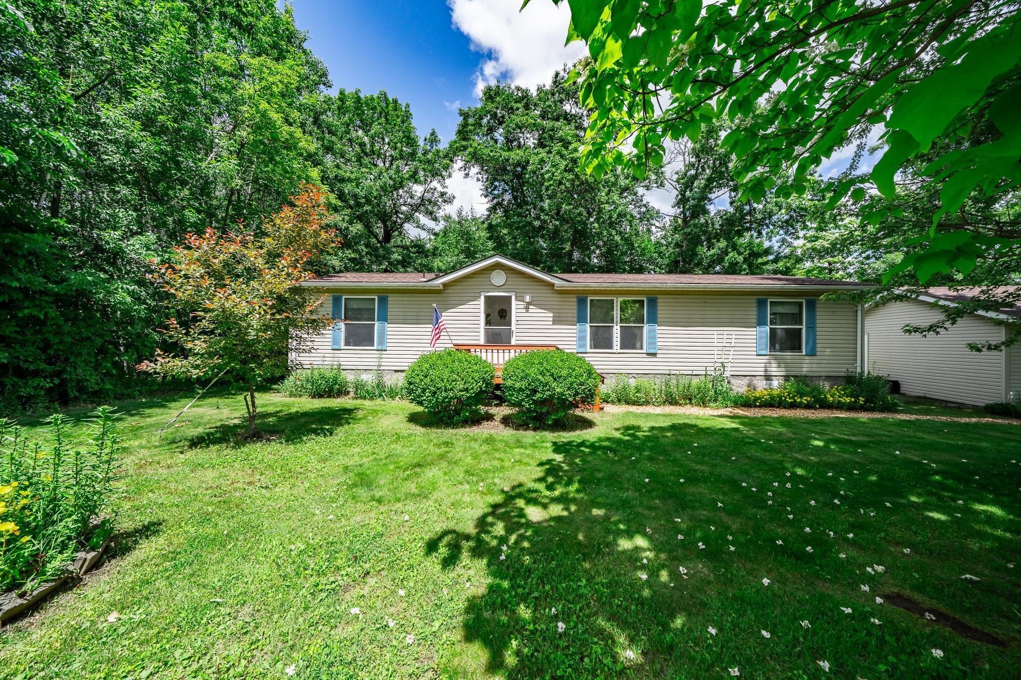 202 Riverwood Court Property Photo 1