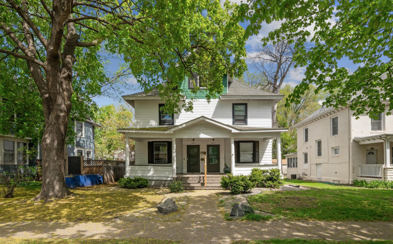 1607 Van Buren Avenue Property Photo 1