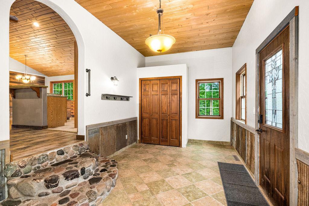 3639 Oak Lane Property Photo 4
