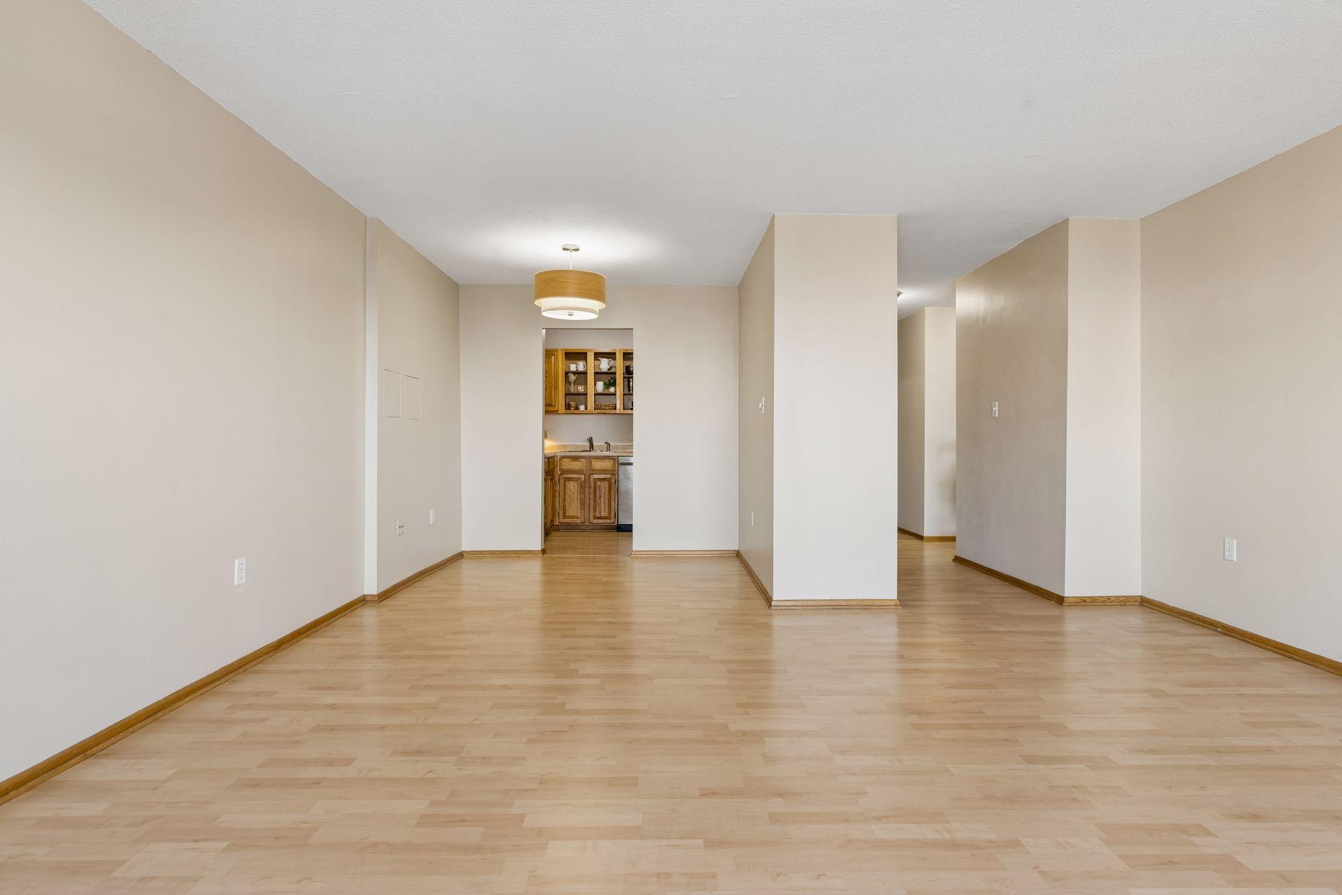 400 Groveland Avenue 1212 Property Photo 13